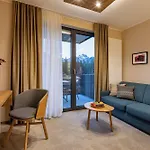 Aplend 3* Štrbské Pleso