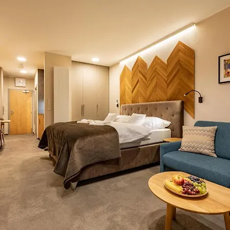 Aparthotel Aplend Strbske Pleso