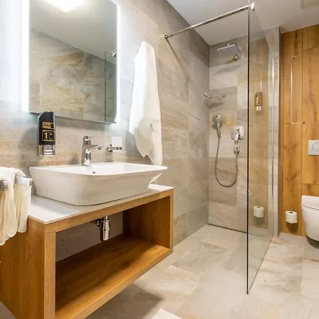 Aplend 3* Strbske Pleso