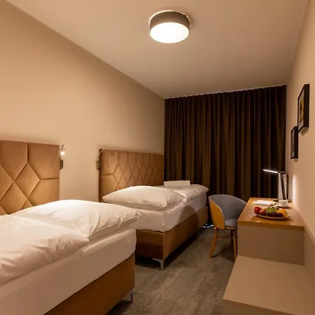 Aparthotel Aplend *