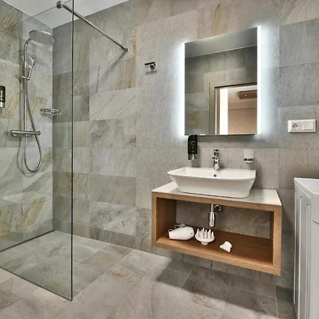 Aparthotel Aplend Strbske Pleso