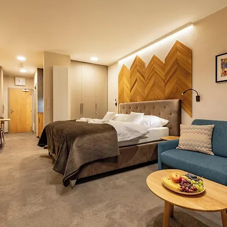 Aplend 3* Štrbské Pleso